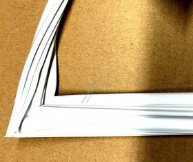 Refrigerator Door Seal - C00490132 481246668493 Magnetic Door Seal [Whirlpool Indesit]